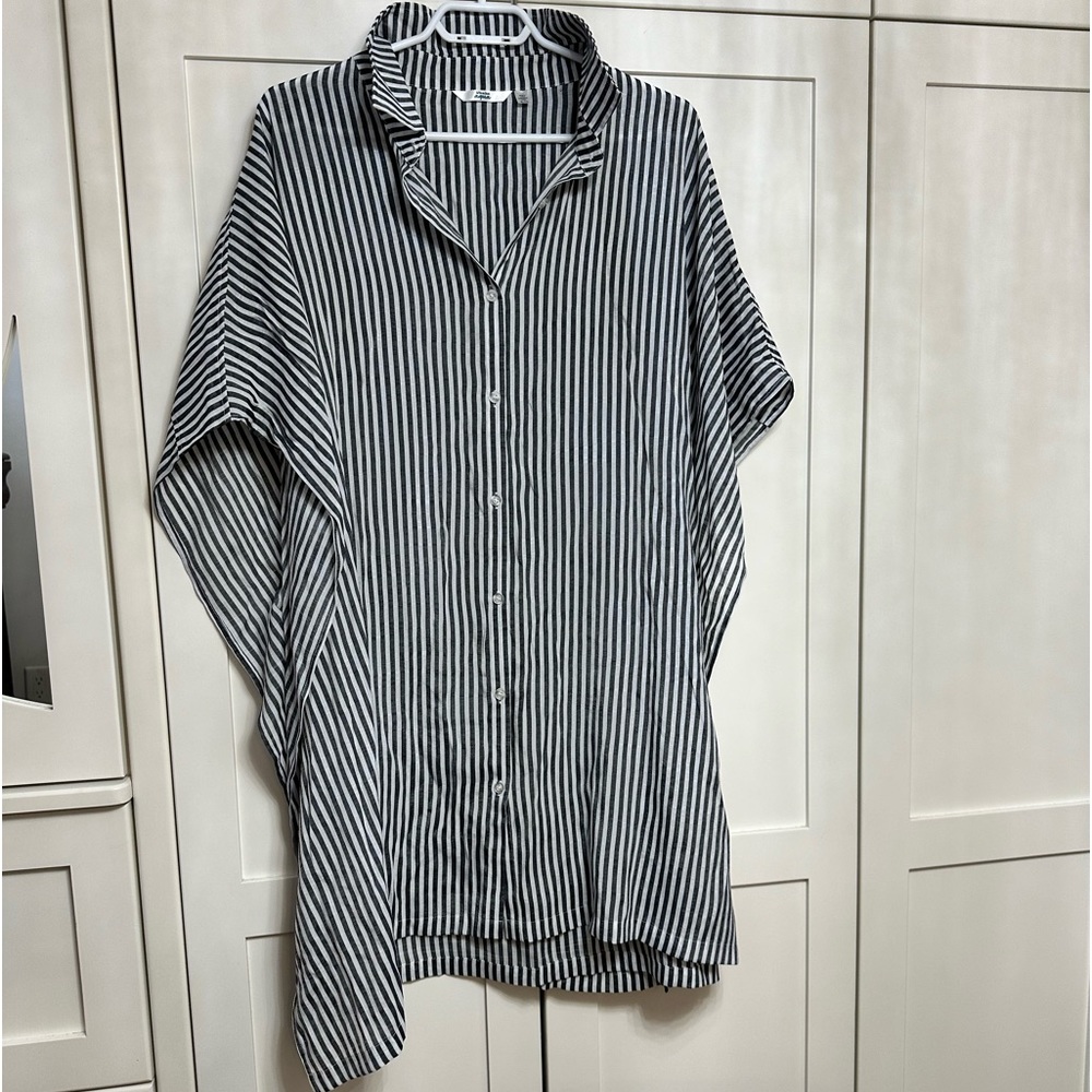 Beachwear - shirt style cover up